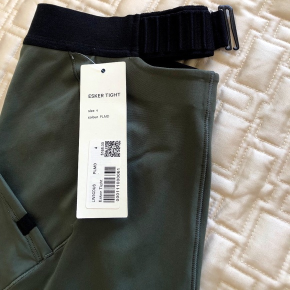 Lululemon Yoga Pants - Size 4.  Lab Collection with adjustable Waist  ** NEW** - Picture 1 of 5